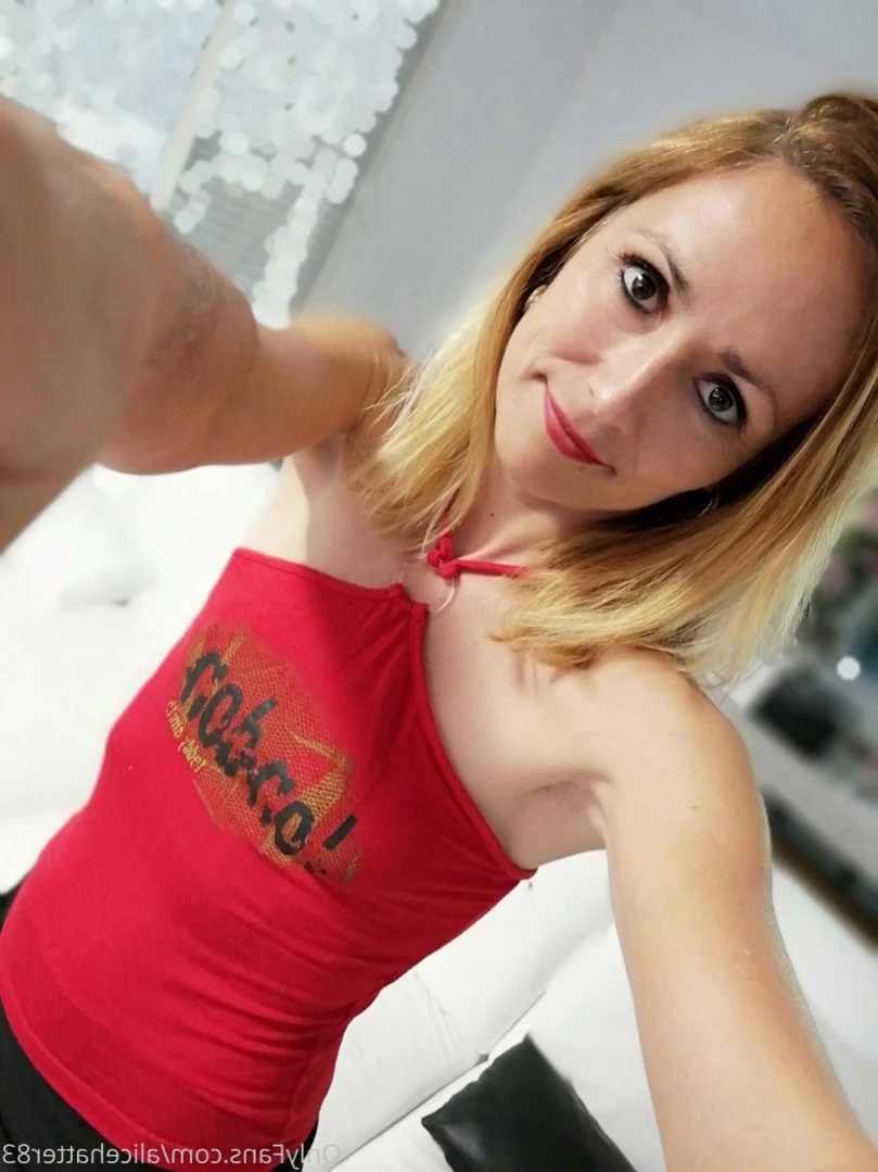 alicehatter83 Onlyfans leaked photo 12282967 on Hotleaks.tv