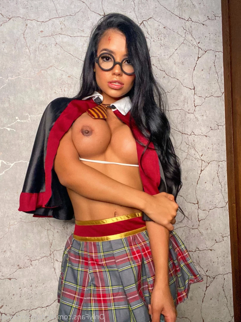 Andrea Montoya [ andremontoyaa ] Onlyfans leaked photo 11946622 on Hotleaks.tv