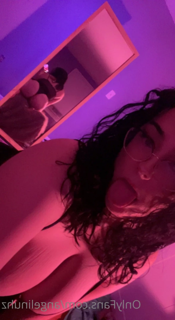 angelina [ angelinuhz ] Onlyfans leaked photo 11867773 on Hotleaks.tv
