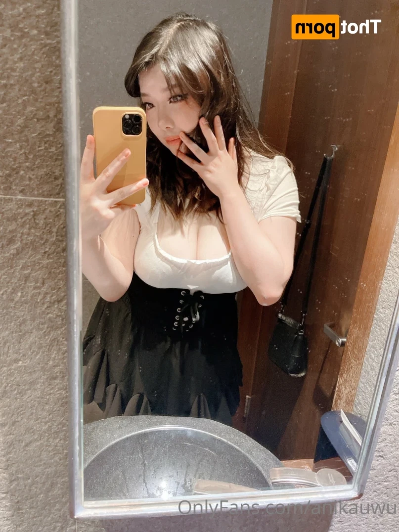 anika [ anikauwu ] Onlyfans leaked photo 14925969 on Hotleaks.tv