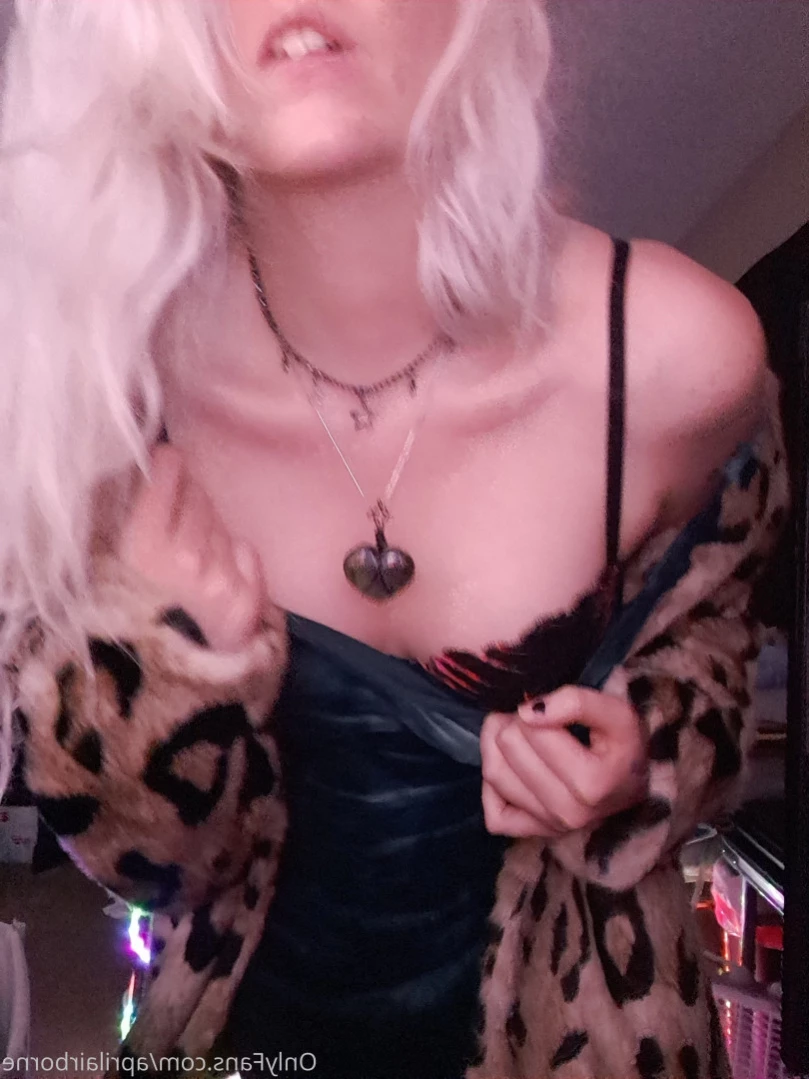 April Airborne [ aprilairborne ] Onlyfans leaked photo 12130676 on Hotleaks.tv