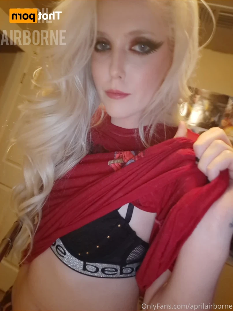 April Airborne [ aprilairborne ] Onlyfans leaked photo 12455568 on Hotleaks.tv