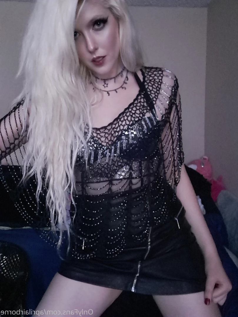 April Airborne [ aprilairborne ] Onlyfans leaked photo 12456880 on Hotleaks.tv