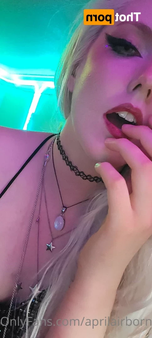 April Airborne [ aprilairborne ] Onlyfans leaked photo 14265977 on Hotleaks.tv