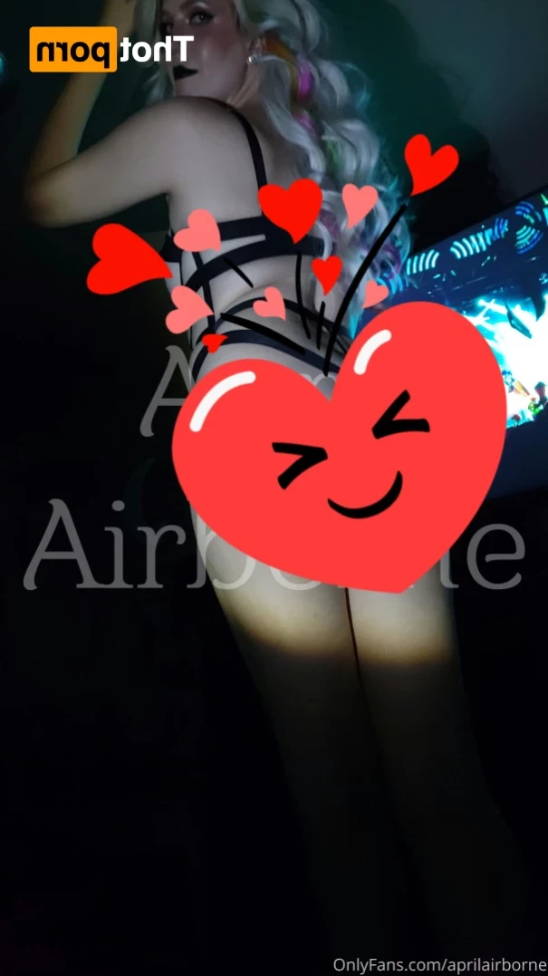 April Airborne [ aprilairborne ] Onlyfans leaked photo 14668327 on Hotleaks.tv