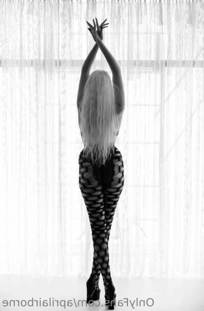 April Airborne [ aprilairborne ] Onlyfans leaked photo 14682171 on Hotleaks.tv