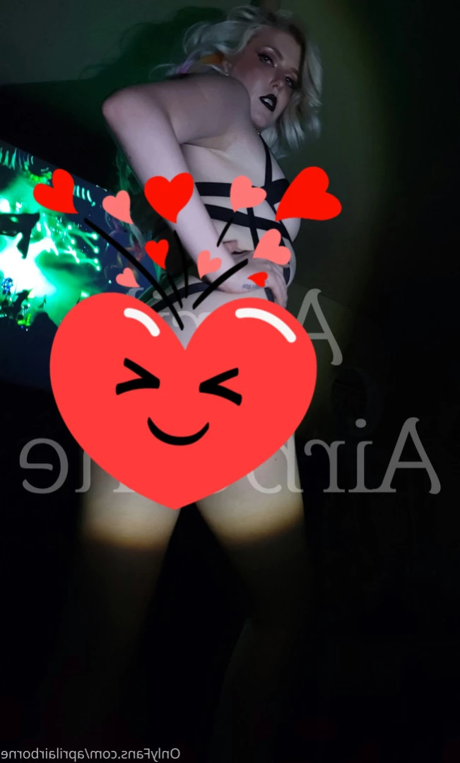 April Airborne [ aprilairborne ] Onlyfans leaked photo 14851930 on Hotleaks.tv