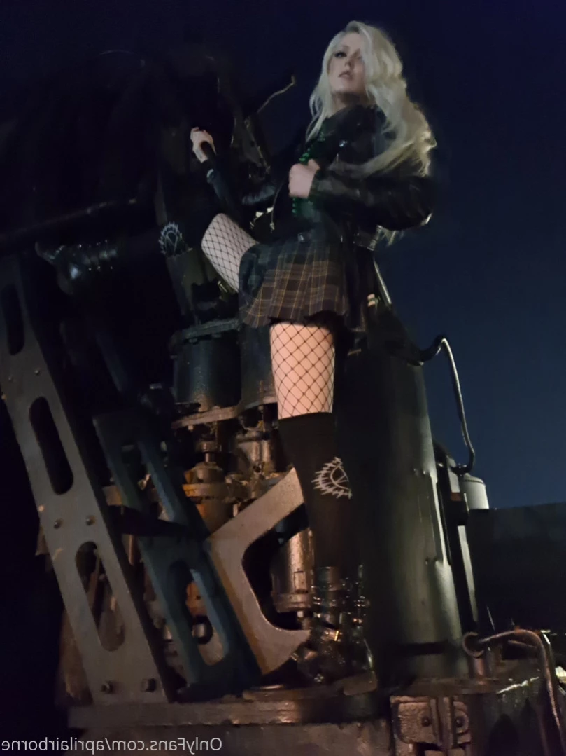 April Airborne [ aprilairborne ] Onlyfans leaked photo 15835278 on Hotleaks.tv