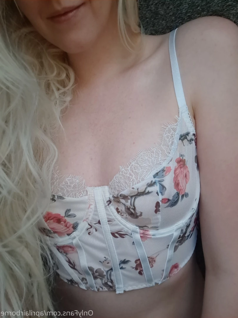 April Airborne [ aprilairborne ] Onlyfans leaked photo 15861934 on Hotleaks.tv