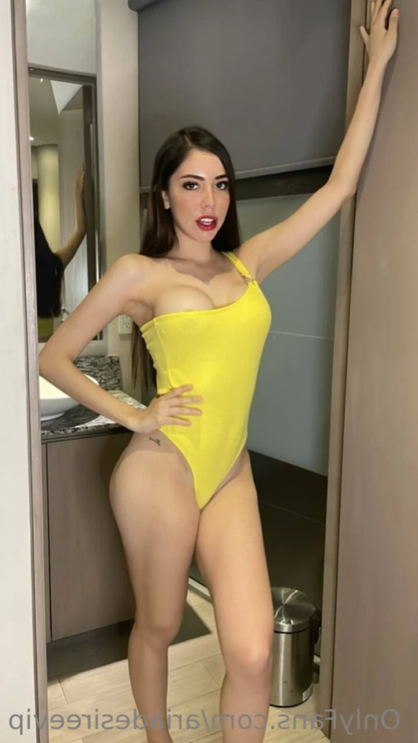 ariadesireevip Onlyfans leaked photo 11017419 on Hotleaks.tv