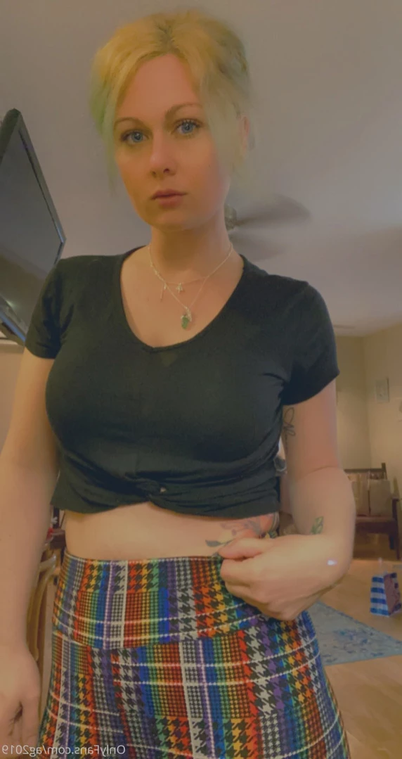 Ash [ ashtalkstoomuch ] Onlyfans leaked photo 14843947 on Hotleaks.tv