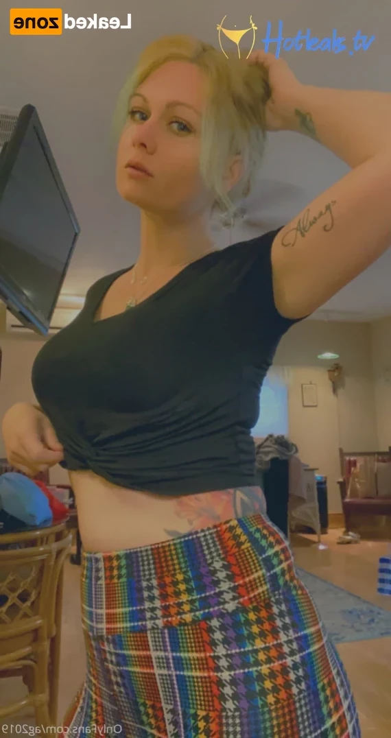 Ash [ ashtalkstoomuch ] Onlyfans leaked photo 16502285 on Hotleaks.tv