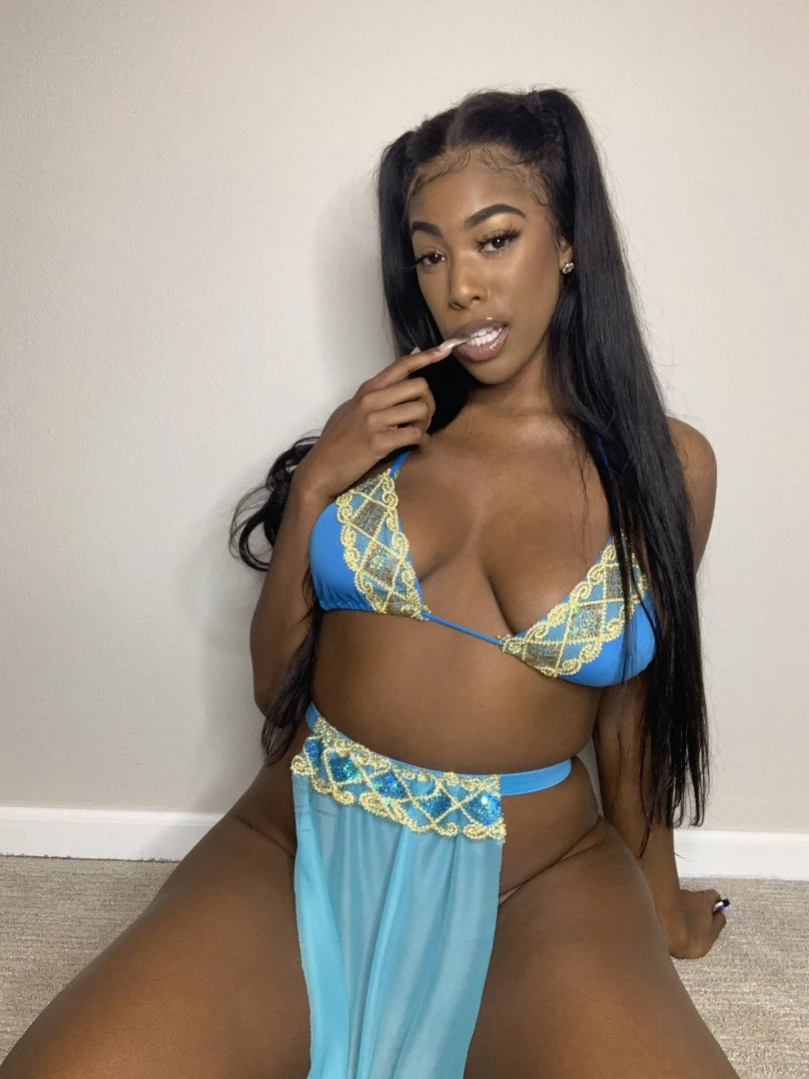 Baby Naomi 🚼💦💦 [ babygirlnaomii ] Onlyfans leaked photo 14739676 on Hotleaks.tv