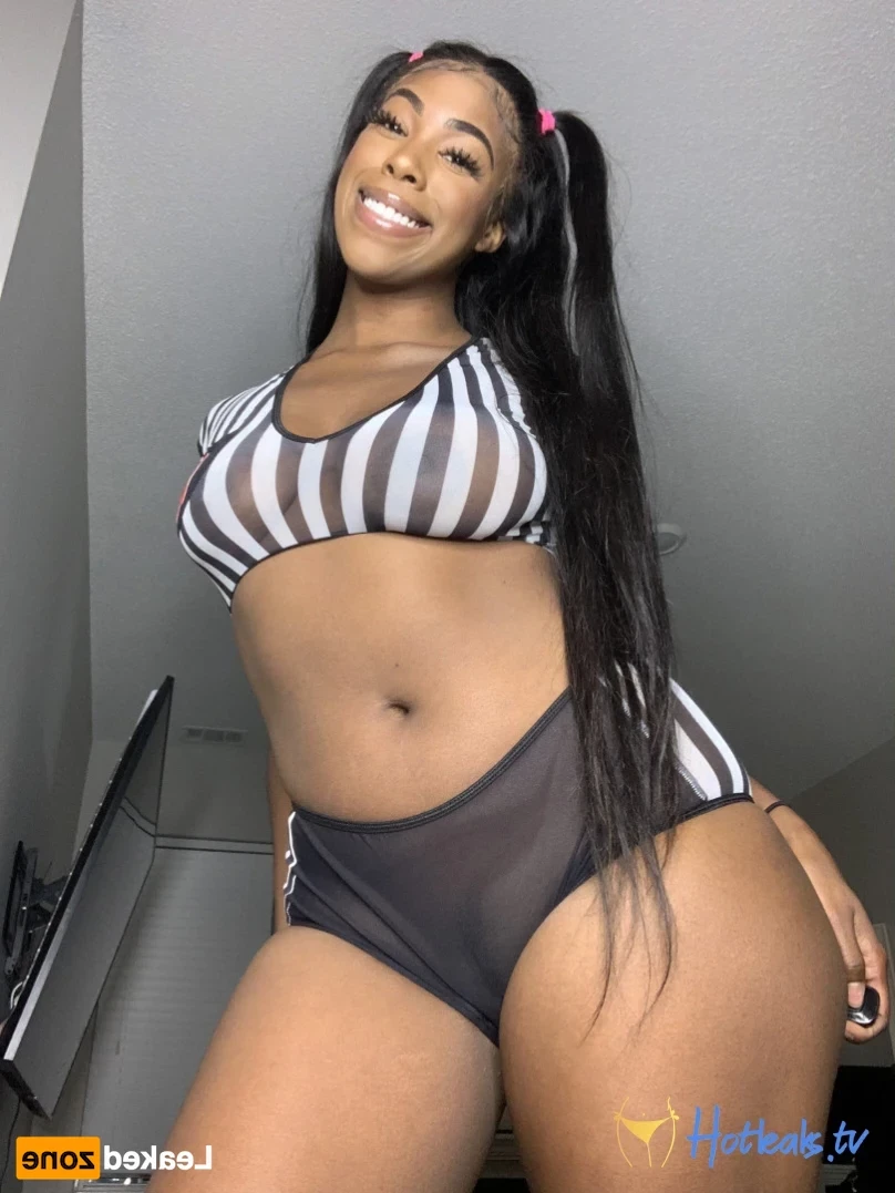 Baby Naomi 🚼💦💦 [ babygirlnaomii ] Onlyfans leaked photo 14818855 on Hotleaks.tv