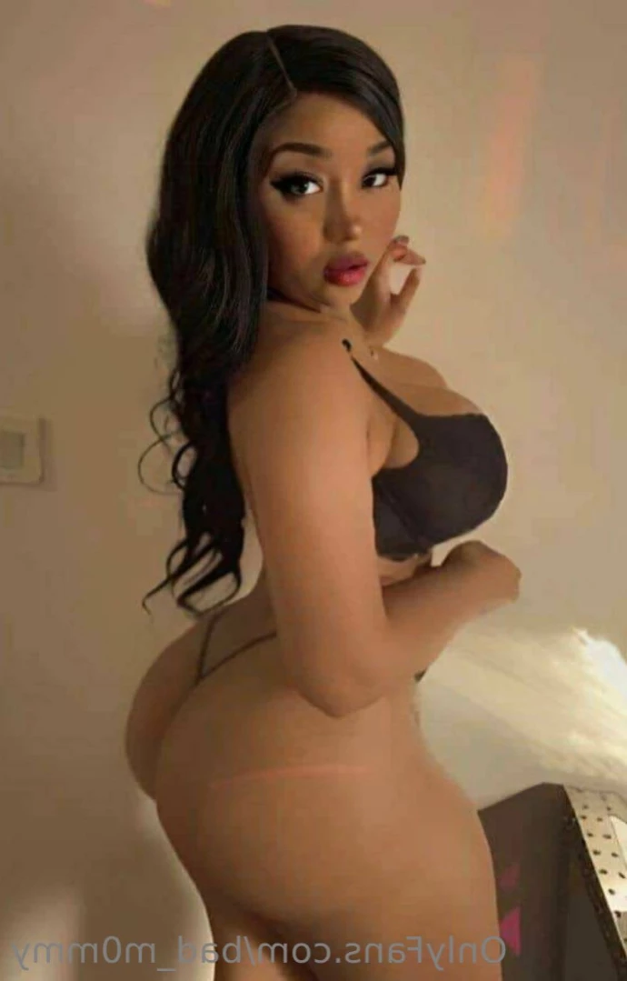 Bad Mommy [ bad_m0mmy ] Onlyfans leaked photo 12961062 on Hotleaks.tv