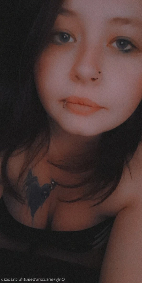 Miss*Chaos [ beautifulchaos25 ] Onlyfans leaked photo 15797454 on Hotleaks.tv