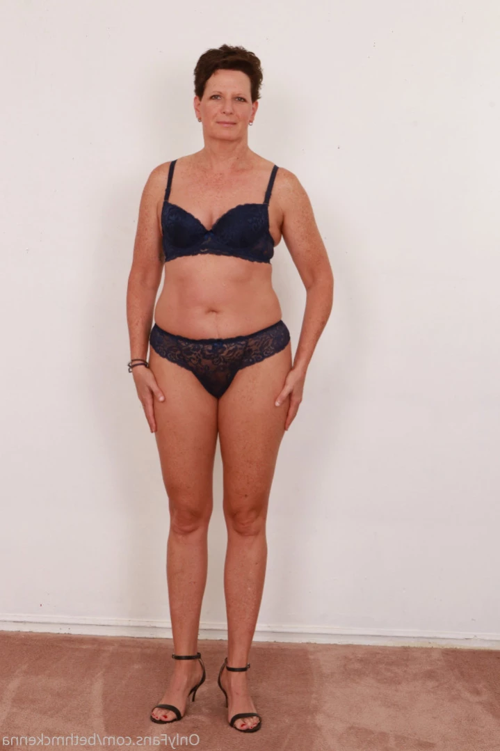 Beth McKenna [ bethmckenna ] Onlyfans leaked photo 14600593 on Hotleaks.tv