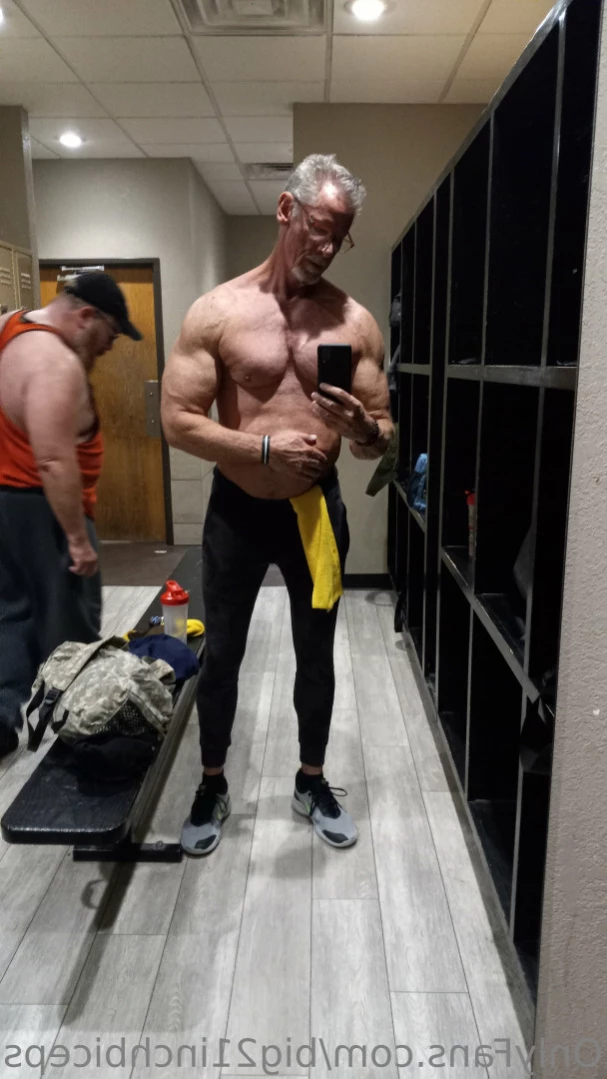 Mastersbodybuilder [ big21inchbiceps ] Onlyfans leaked photo 12046168 on Hotleaks.tv