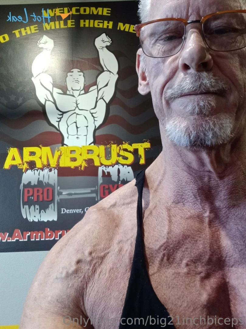 Mastersbodybuilder [ big21inchbiceps ] Onlyfans leaked photo 16488608 on Hotleaks.tv