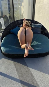 16301309