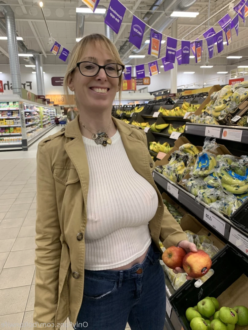 boltonwife Onlyfans leaked photo 11684028 on Hotleaks.tv