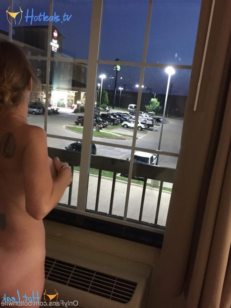 boltonwife Onlyfans leaked photo 11700126 on Hotleaks.tv