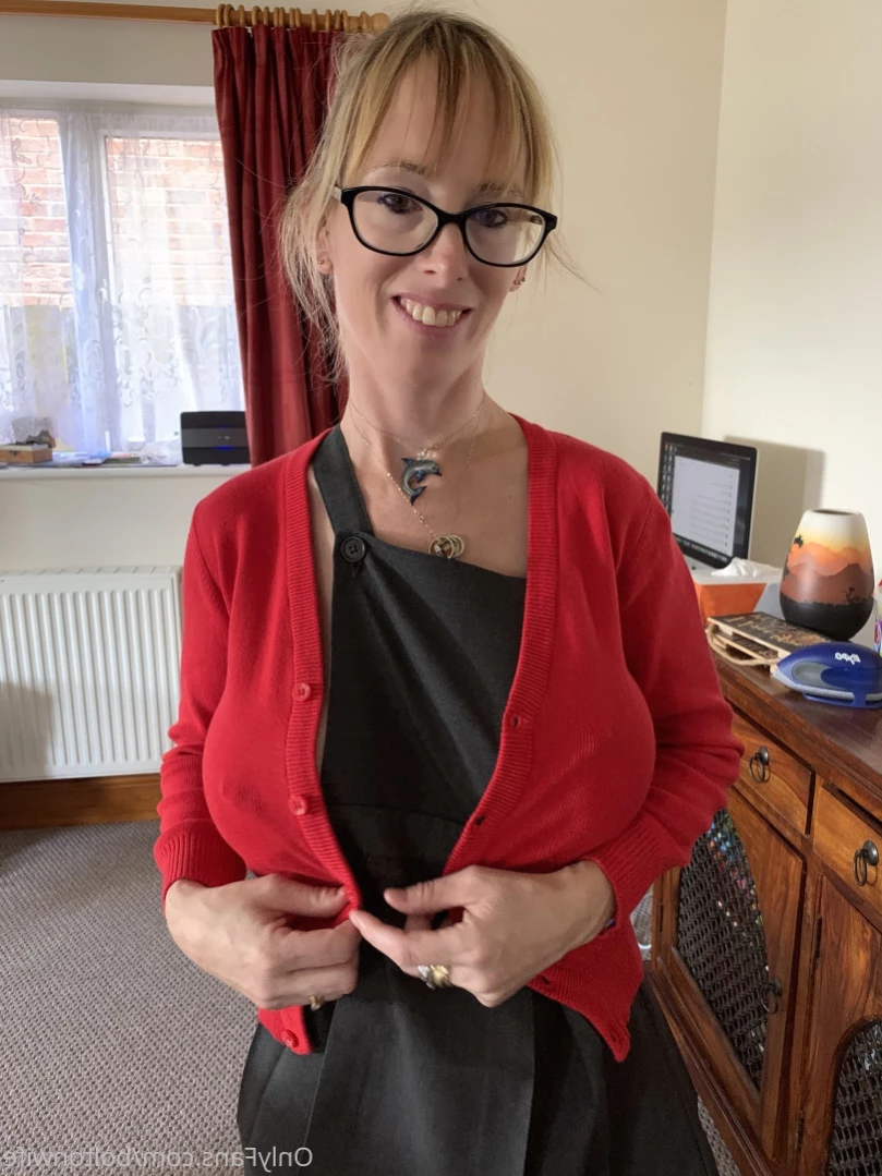 boltonwife Onlyfans leaked photo 11767668 on Hotleaks.tv
