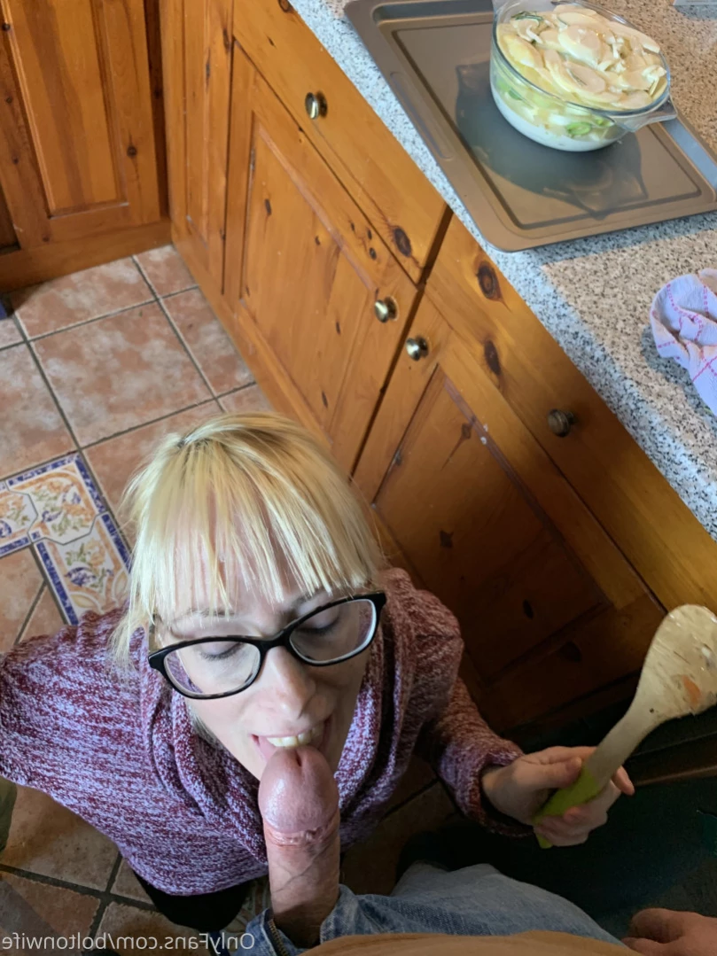 boltonwife Onlyfans leaked photo 11784274 on Hotleaks.tv