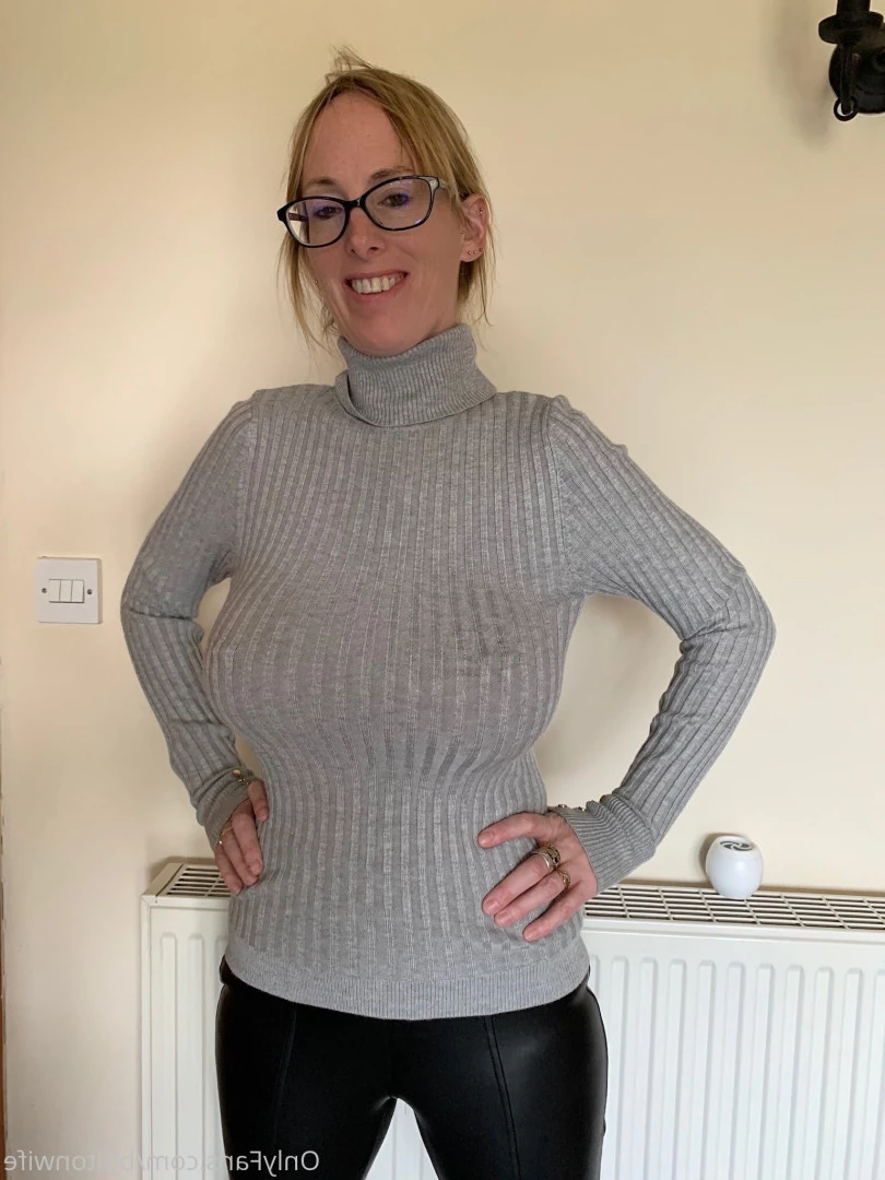boltonwife Onlyfans leaked photo 11822340 on Hotleaks.tv