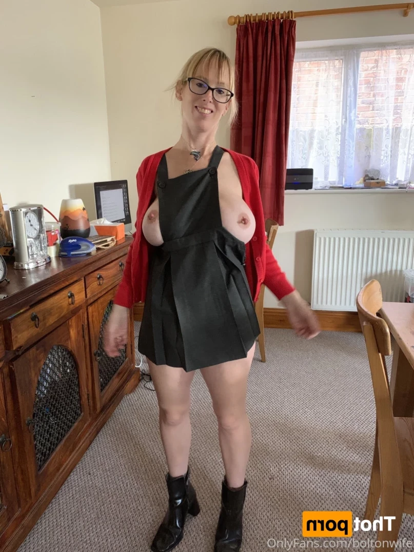 boltonwife Onlyfans leaked photo 11844388 on Hotleaks.tv