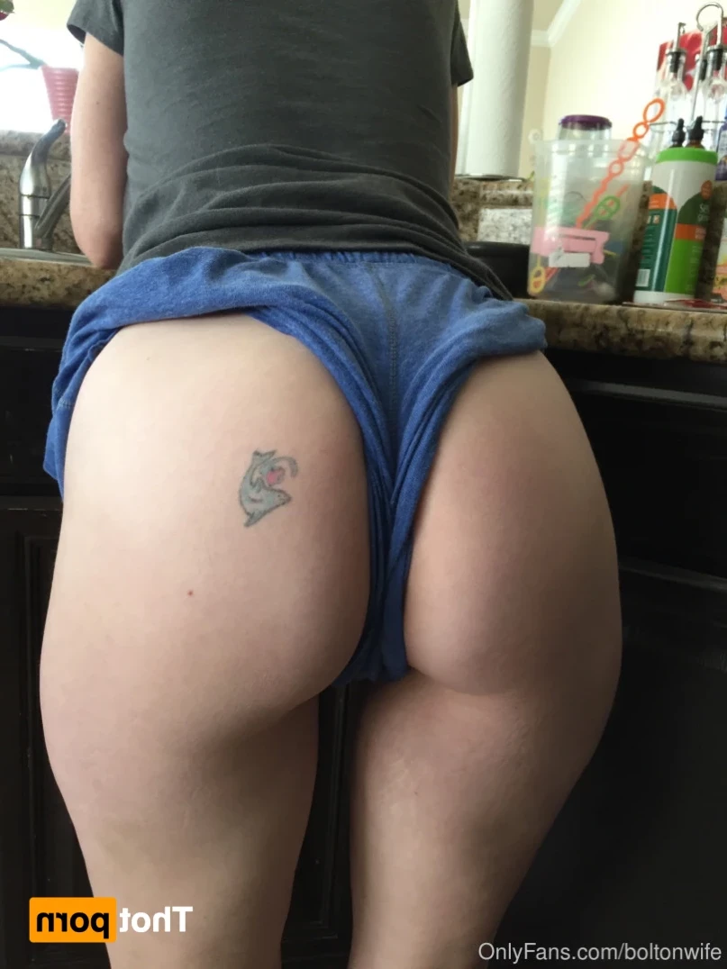 boltonwife Onlyfans leaked photo 11924118 on Hotleaks.tv