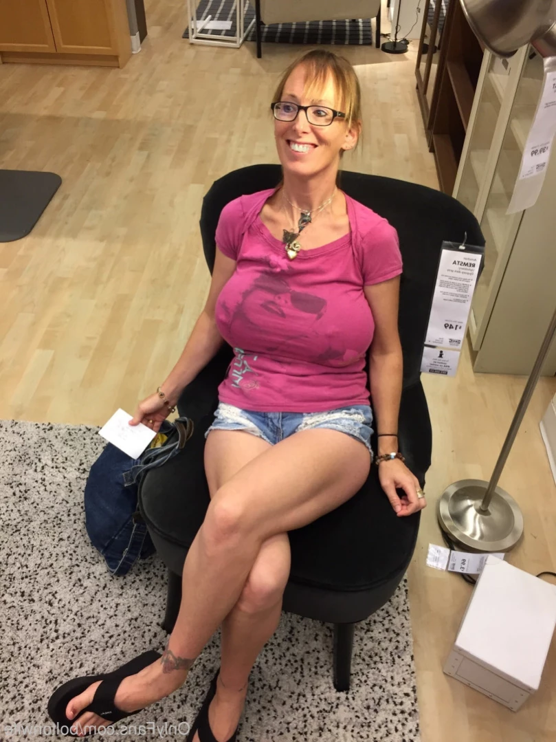 boltonwife Onlyfans leaked photo 12062352 on Hotleaks.tv