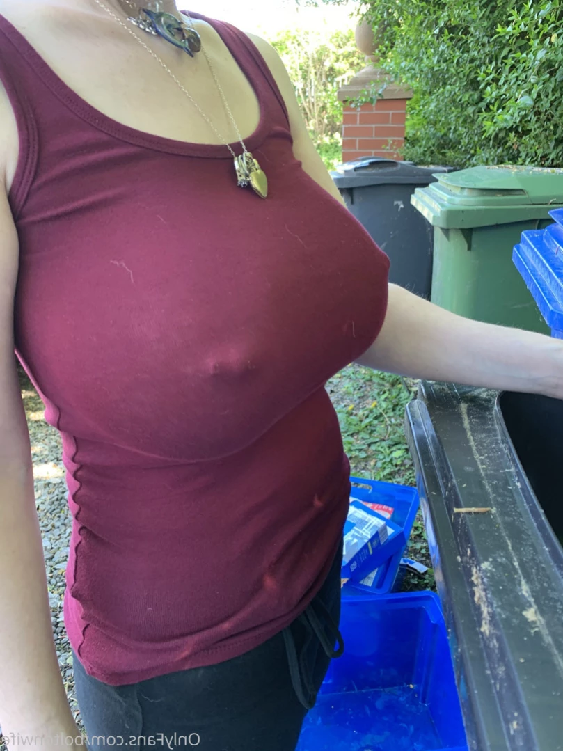 boltonwife Onlyfans leaked photo 12849925 on Hotleaks.tv
