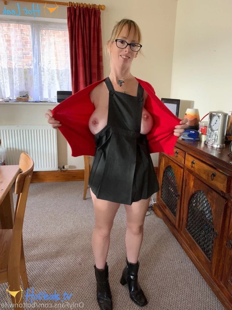 boltonwife Onlyfans leaked photo 13241271 on Hotleaks.tv