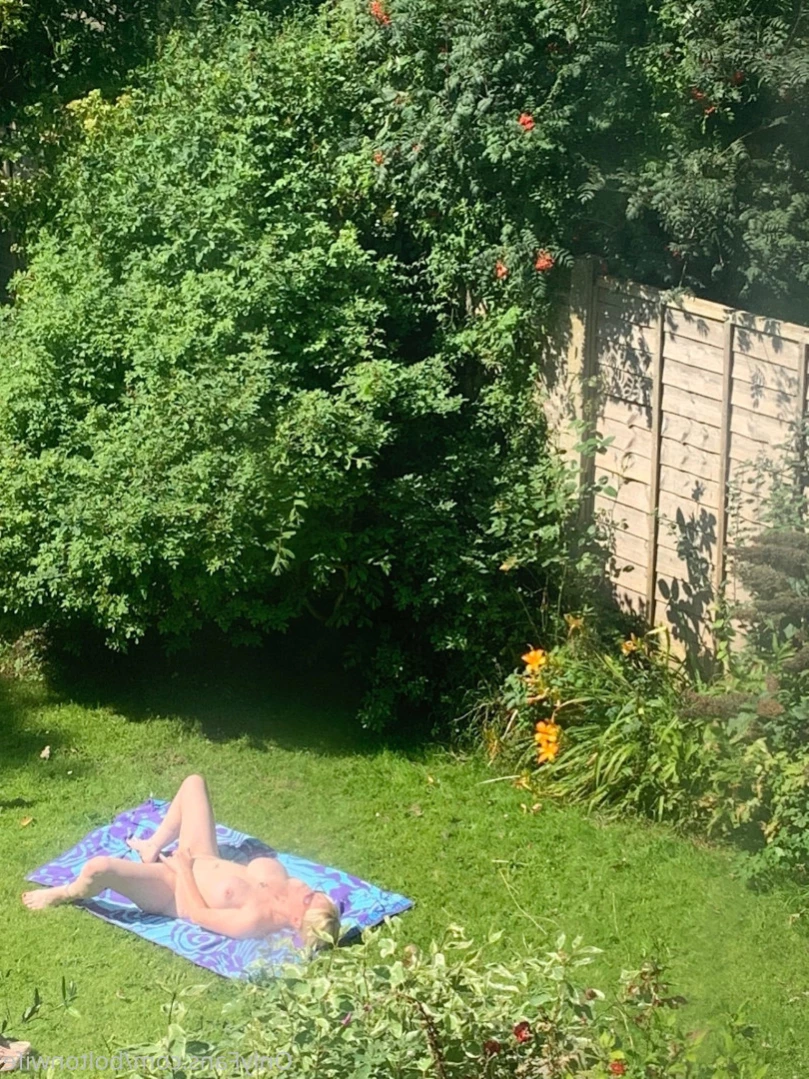 boltonwife Onlyfans leaked photo 13890421 on Hotleaks.tv