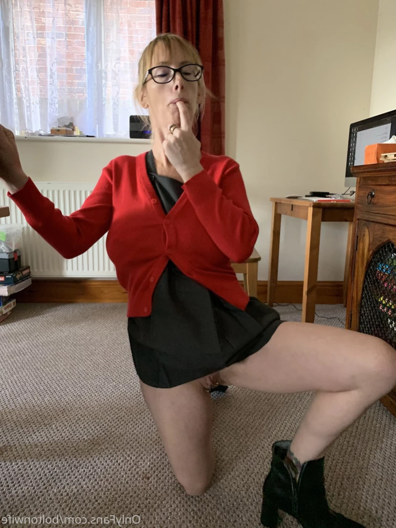 boltonwife Onlyfans leaked photo 14573463 on Hotleaks.tv