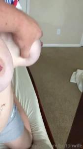 15735697