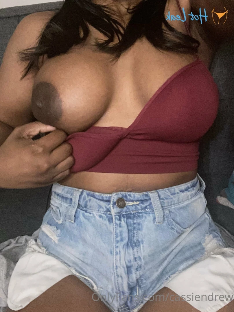Cassie🍀Clover [ cassieclover ] Onlyfans leaked photo 13332030 on Hotleaks.tv