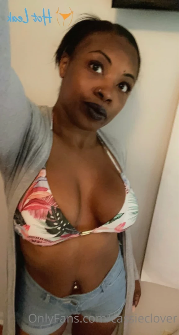 Cassie🍀Clover [ cassieclover ] Onlyfans leaked photo 15149041 on Hotleaks.tv
