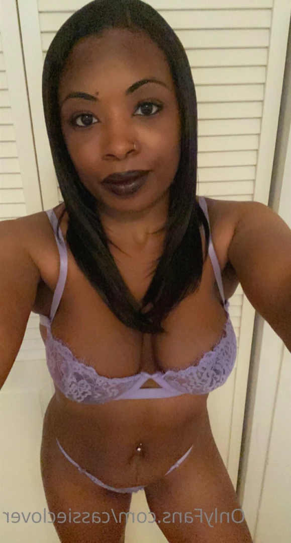 Cassie🍀Clover [ cassieclover ] Onlyfans leaked photo 15513255 on Hotleaks.tv