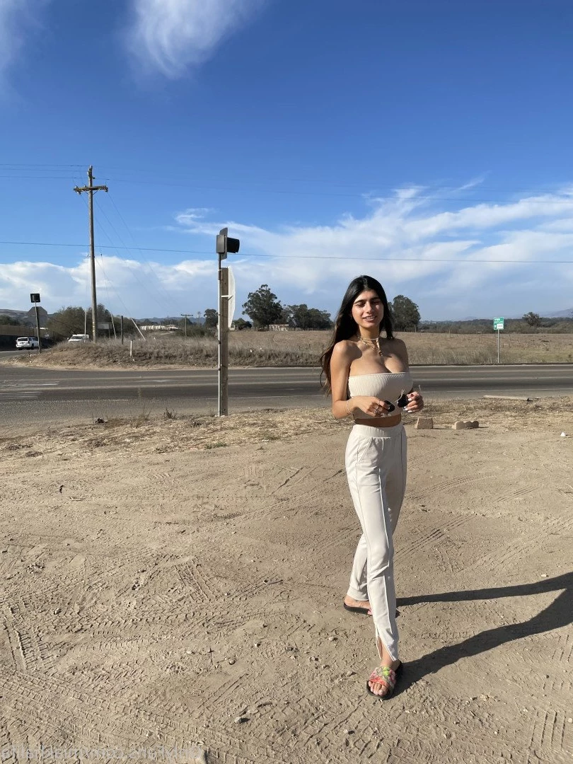 Mia K. [ miakhalifa ] Onlyfans leaked photo 4439115 on Hotleaks.tv