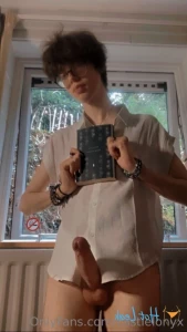 15852382