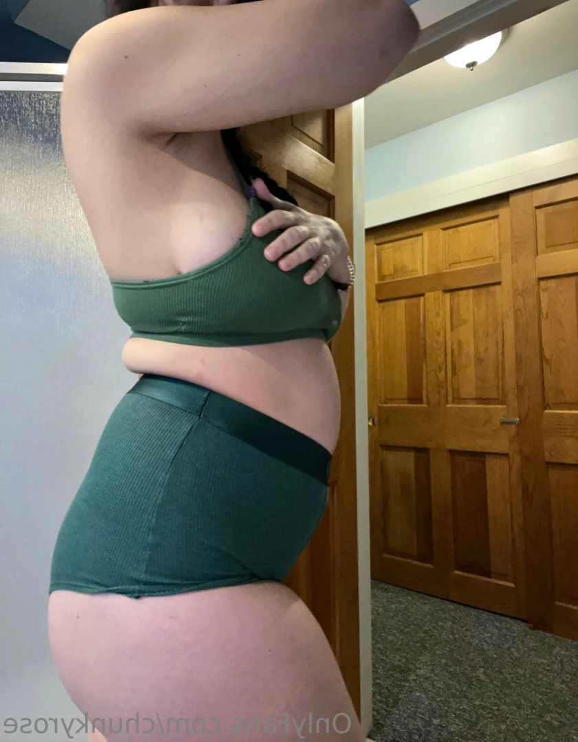chunks [ chunkyrose ] Onlyfans leaked photo 12560673 on Hotleaks.tv