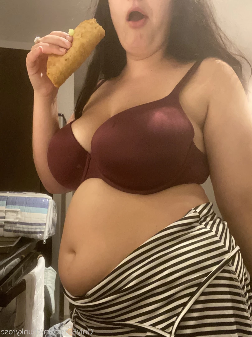 chunks [ chunkyrose ] Onlyfans leaked photo 12754660 on Hotleaks.tv