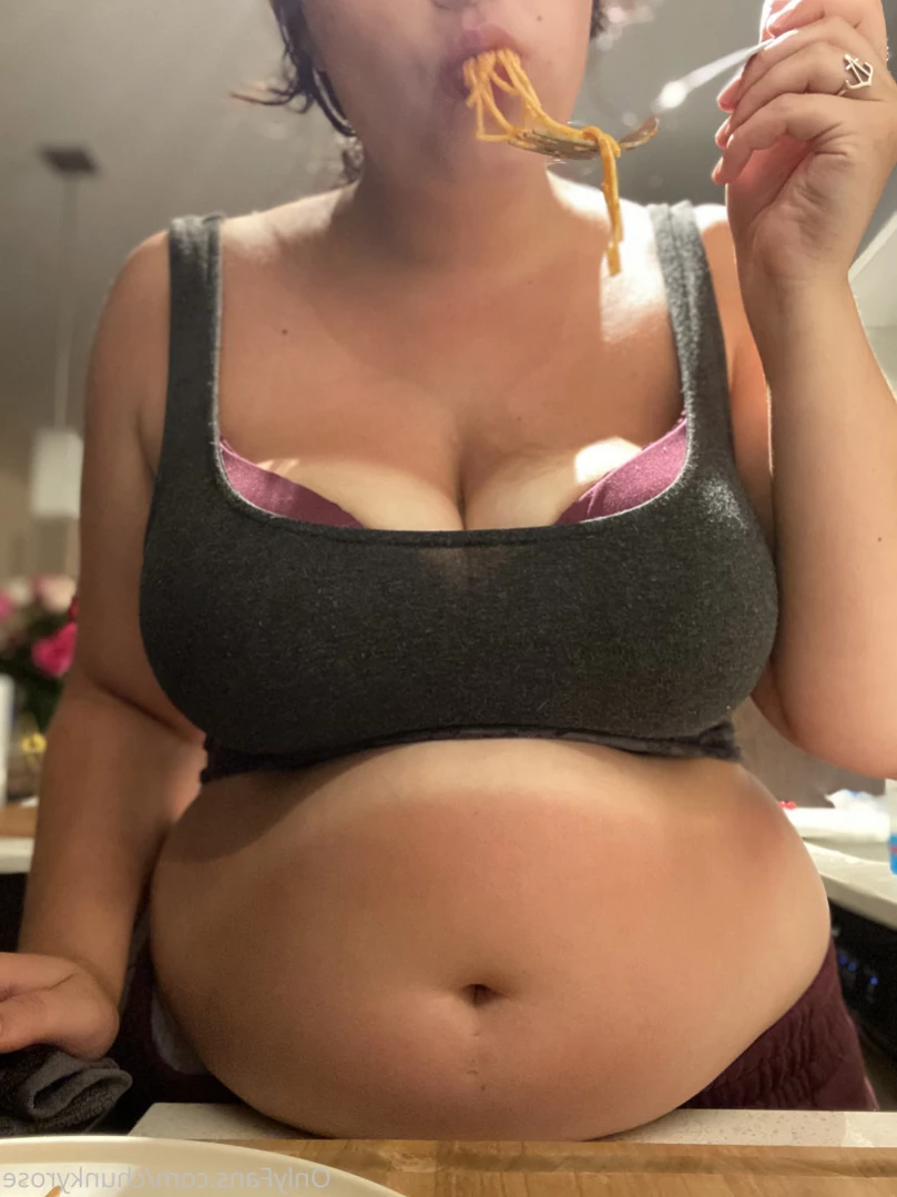 chunks [ chunkyrose ] Onlyfans leaked photo 12865201 on Hotleaks.tv