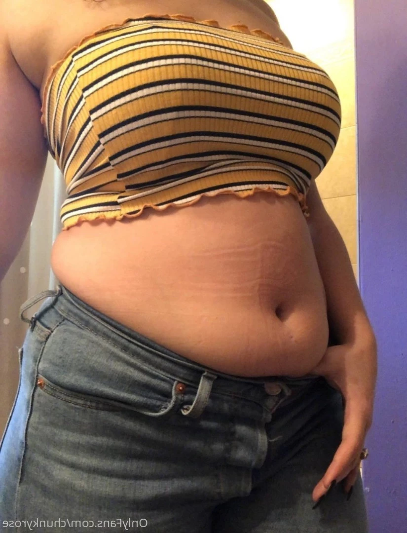 chunks [ chunkyrose ] Onlyfans leaked photo 12868068 on Hotleaks.tv
