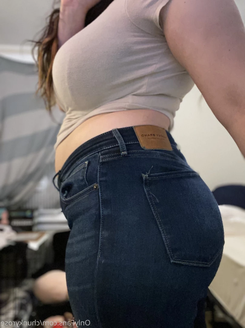 chunks [ chunkyrose ] Onlyfans leaked photo 14665600 on Hotleaks.tv