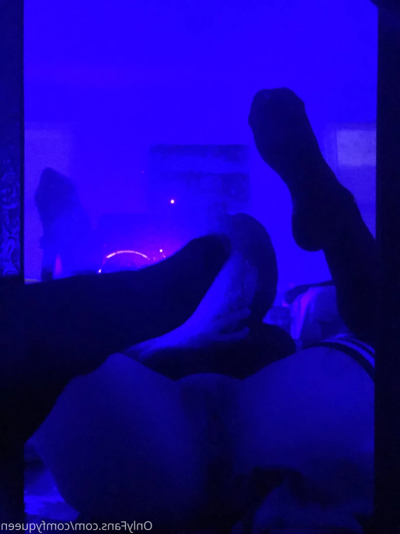 LuxxxTheFox [ comfyqueen ] Onlyfans leaked photo 11322514 on Hotleaks.tv
