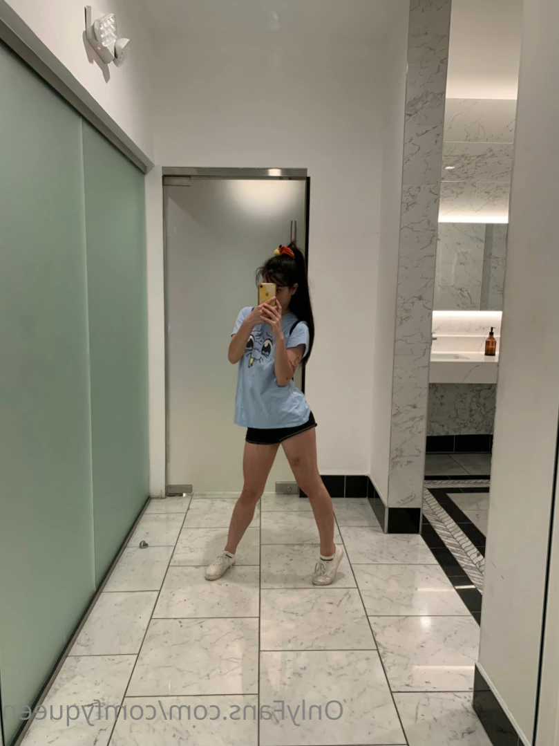 LuxxxTheFox [ comfyqueen ] Onlyfans leaked photo 11611504 on Hotleaks.tv