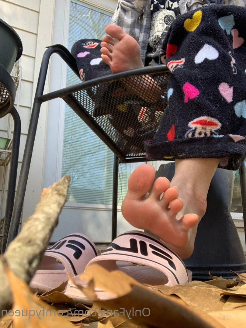 LuxxxTheFox [ comfyqueen ] Onlyfans leaked photo 12277933 on Hotleaks.tv